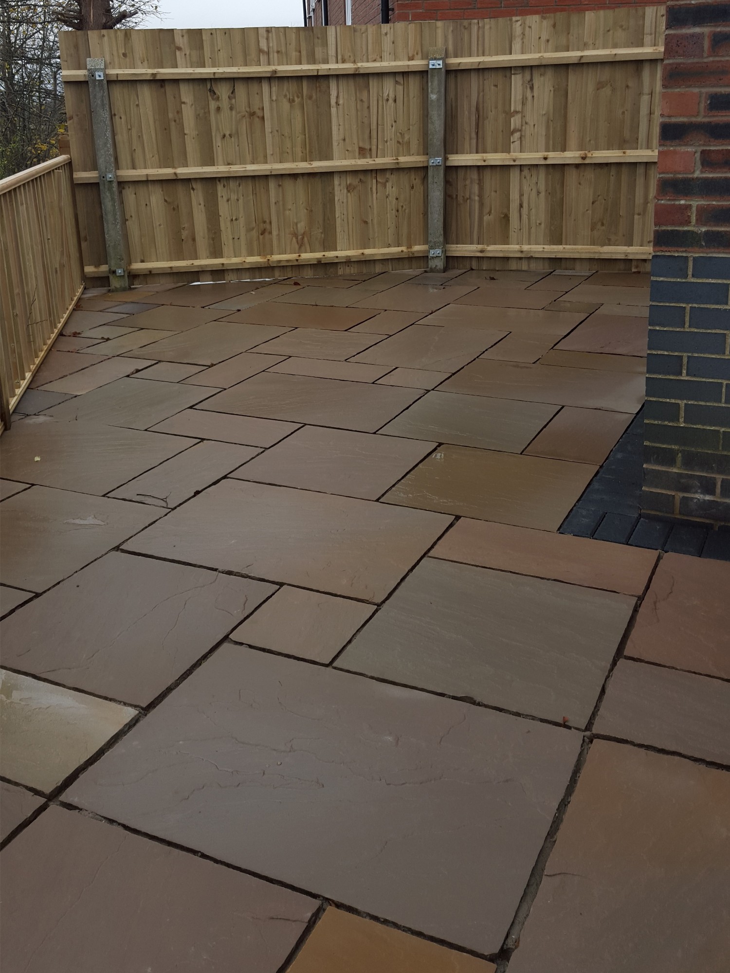 Autumn Brown Indian Sandstone Paving Slabs - Mix Size Patio Pack