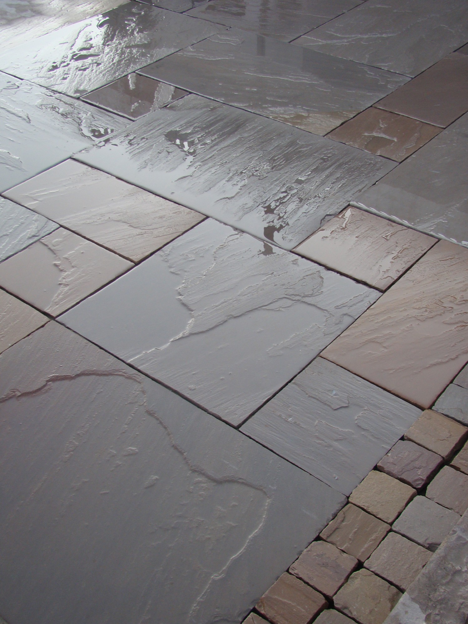 Autumn Brown Indian Sandstone Paving Slabs - Mix Size Patio Pack