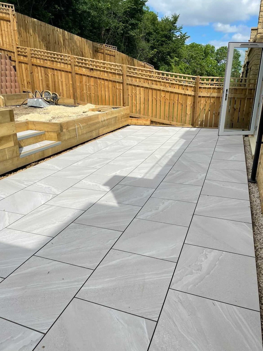 Bianco Slate Effect Outdoor Porcelain Paving Slabs - 600x600 Pack