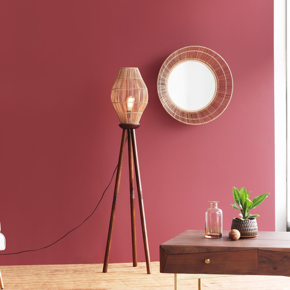 Kaya Floor Lamp