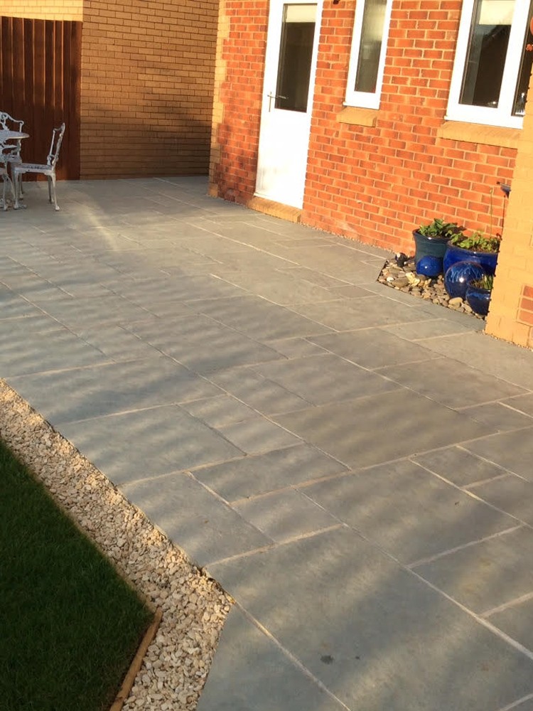 Kota Blue Natural Limestone Paving Slabs - Mix Size Patio Pack