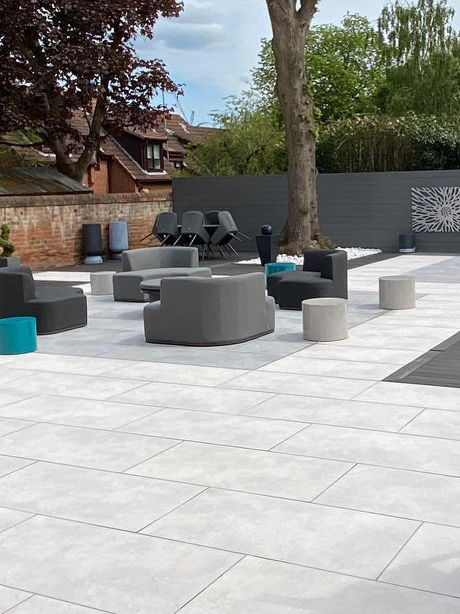 Luna White Claris Outdoor Porcelain Slabs - 900x600x20mm