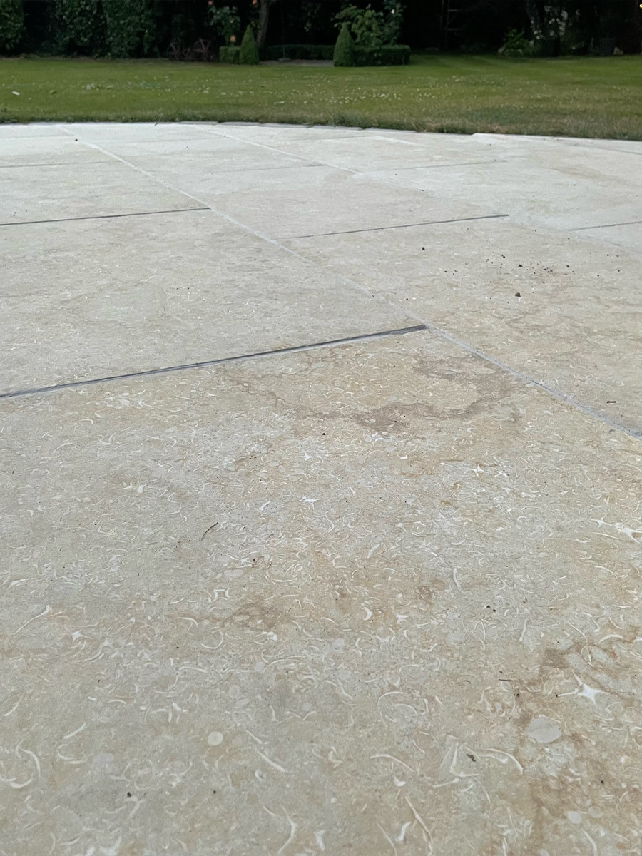 Sahara Beige Tumbled Limestone Paving Slabs - 900x600mm